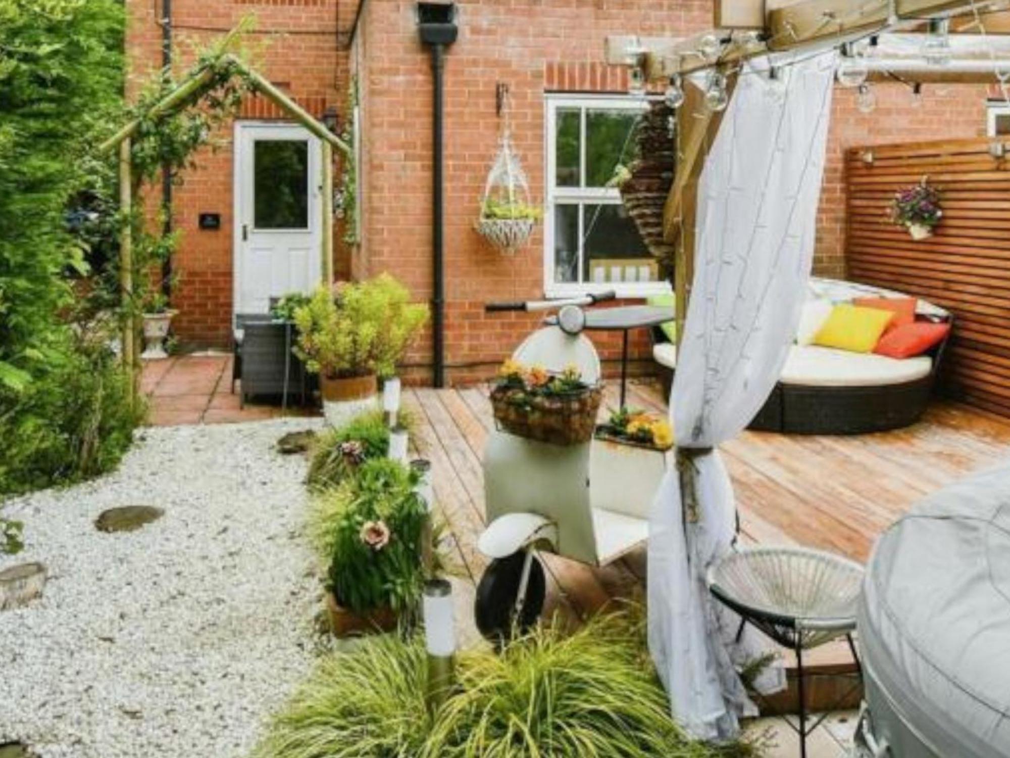 Cosy Garden Flat, Private Hot Tub & Four Poster Bed Lejlighed York Eksteriør billede